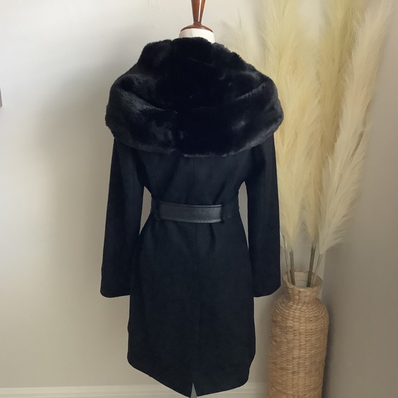 Via Spiga Kate Belted Faux Fur Trimmed Wool Blend Coat Size 10 NWOT - Picture 5 of 15
